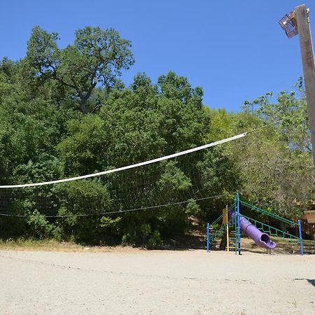 Morgan Hill Camping Resort Cabin 2 San Martin Exterior foto